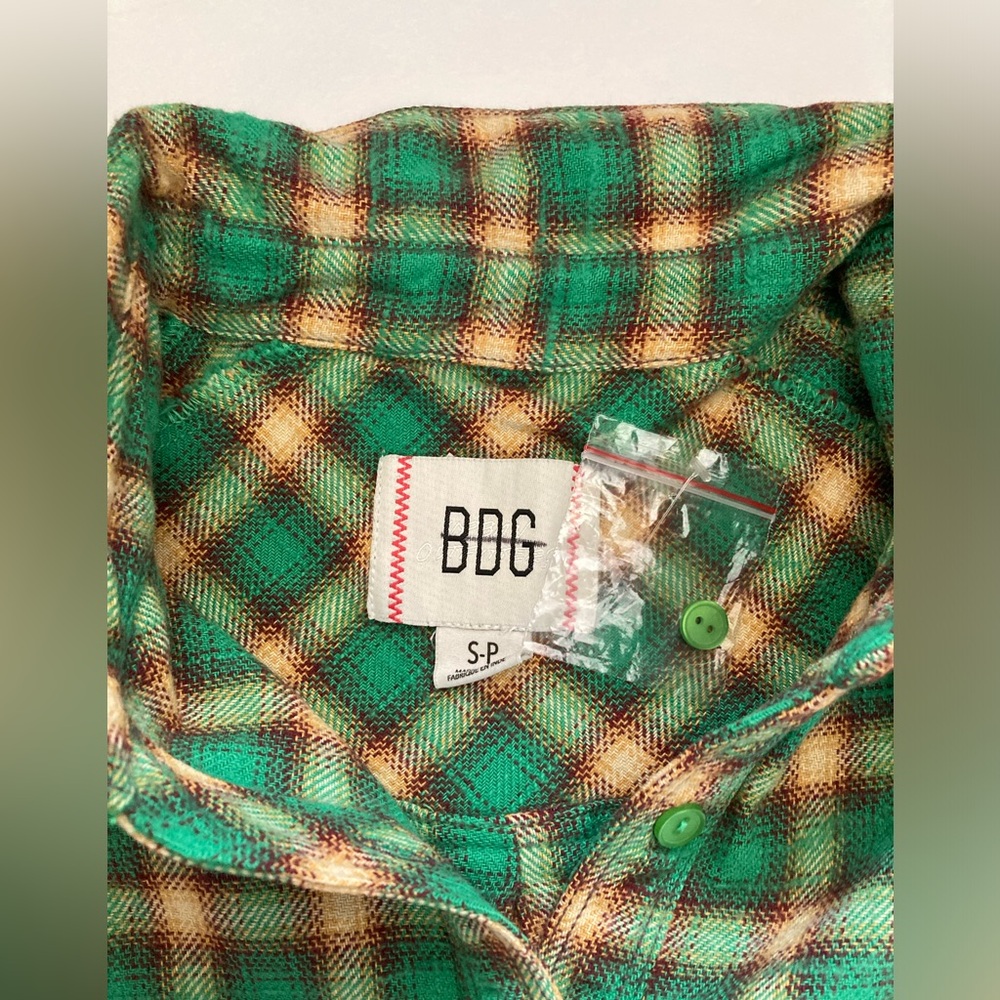 BDG Urban Outfitters | NWOT Women’s Brixton Button-Down Flannel Shirt - Picture 9 of 12